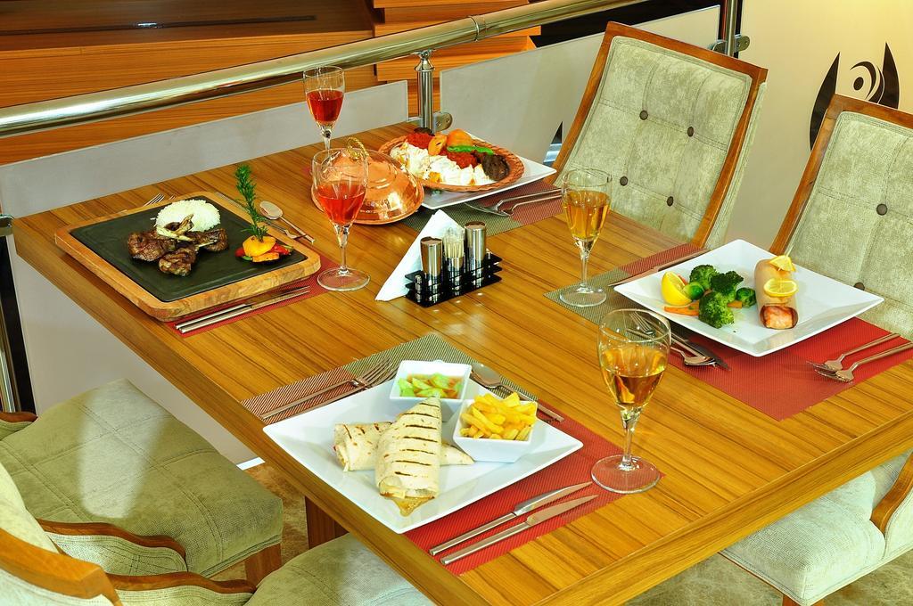 Starton Hotel Ankara Esterno foto