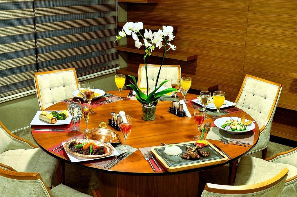 Starton Hotel Ankara Esterno foto