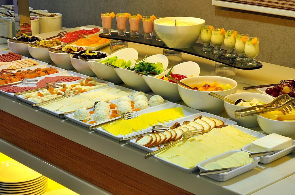 Starton Hotel Ankara Esterno foto