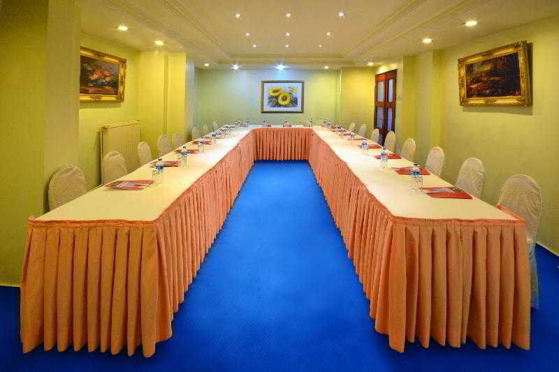 Starton Hotel Ankara Esterno foto